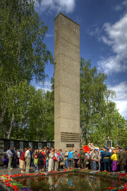 9 мая 2010. Памянтик павшим в ВОВ.